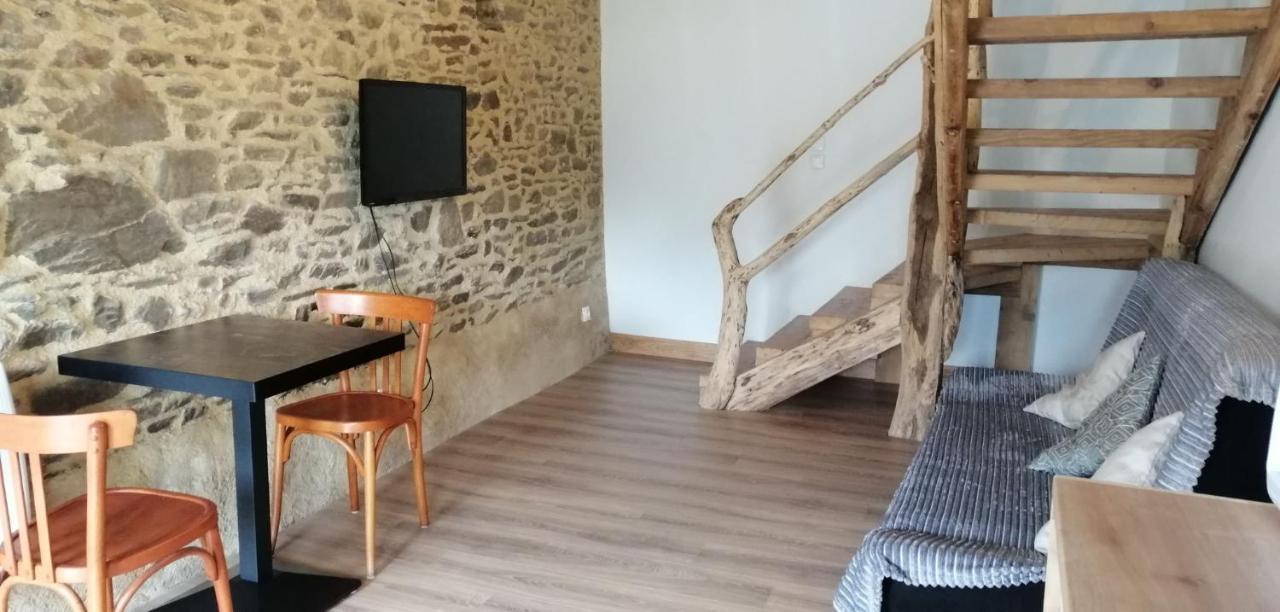 Gite A La Ferme En Pleine Nature Экстерьер фото